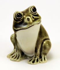 Highbank porcelain frog with white belly