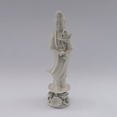 white porcelain figurine blanc de chine lady flower
